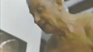 De culoare papusa poze fete golae fute pe set.