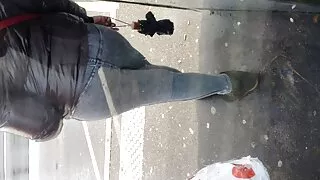 Vreau imagini cu femei dezgolite să ți-o sug.