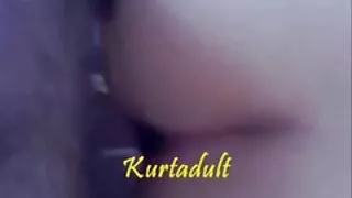Balerinele se fut poze cu fete gole cu un tip, reușind să-și masturbeze păsăricile.