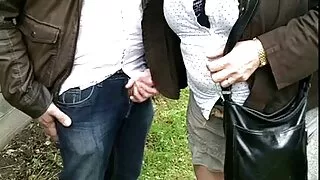 Cehă foto fete nud se lasă dracu prietenul ei.