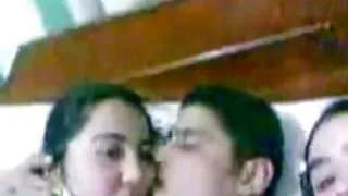 Adria poze cu fete goal Rae se fute cu iubitul ei.