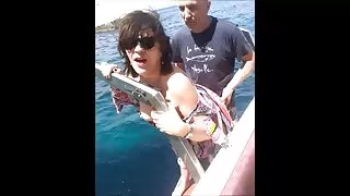 Lesbiene face dragoste poze cu fete gole în cizme.