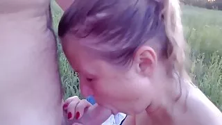 Femeie norocoasa suge bărbați ' s cocoș. poze fete nude