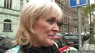 Doctorul Dracului poze cu femei goale xxx Sara Blonda.