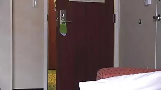 Dracului și femei goalexxl tremura fundul mare.